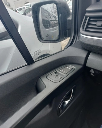 Renault Trafic cena 173000 przebieg: 4, rok produkcji 2023 z Wisła małe 56